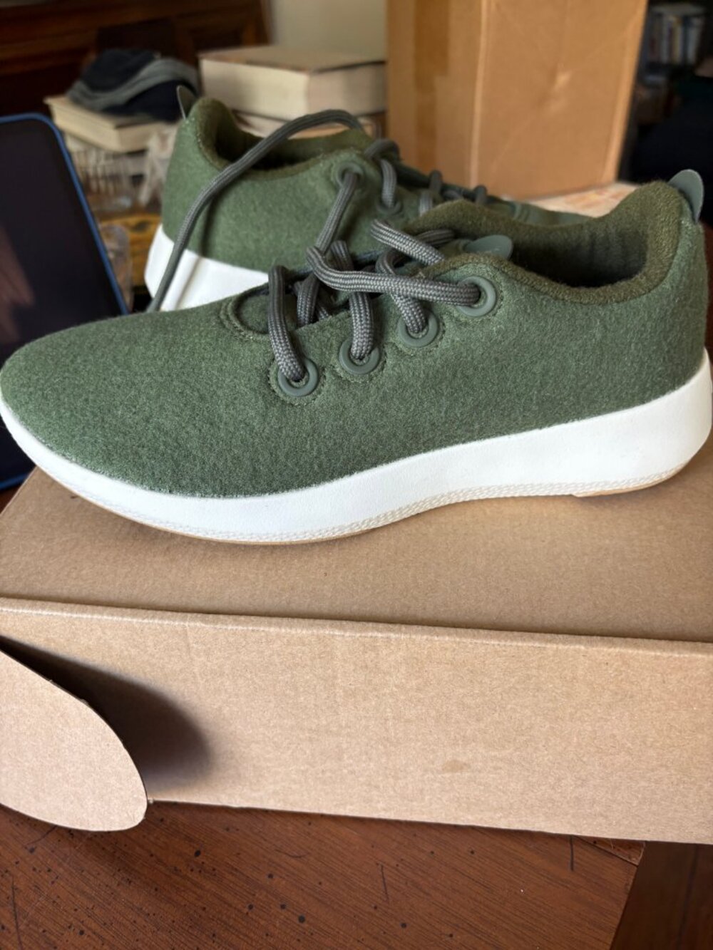 NIB Allbirds Wool Runner Mizzle 2 in Thunder Green US sz 8 / EU 38